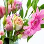 Brievenbus Boeket roze detail